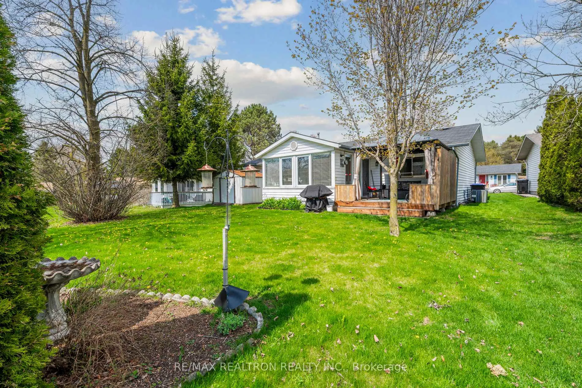 Photo 35 of 36 Tecumseth Pines Drive, New Tecumseth, Rural New Tecumseth — HOMEH