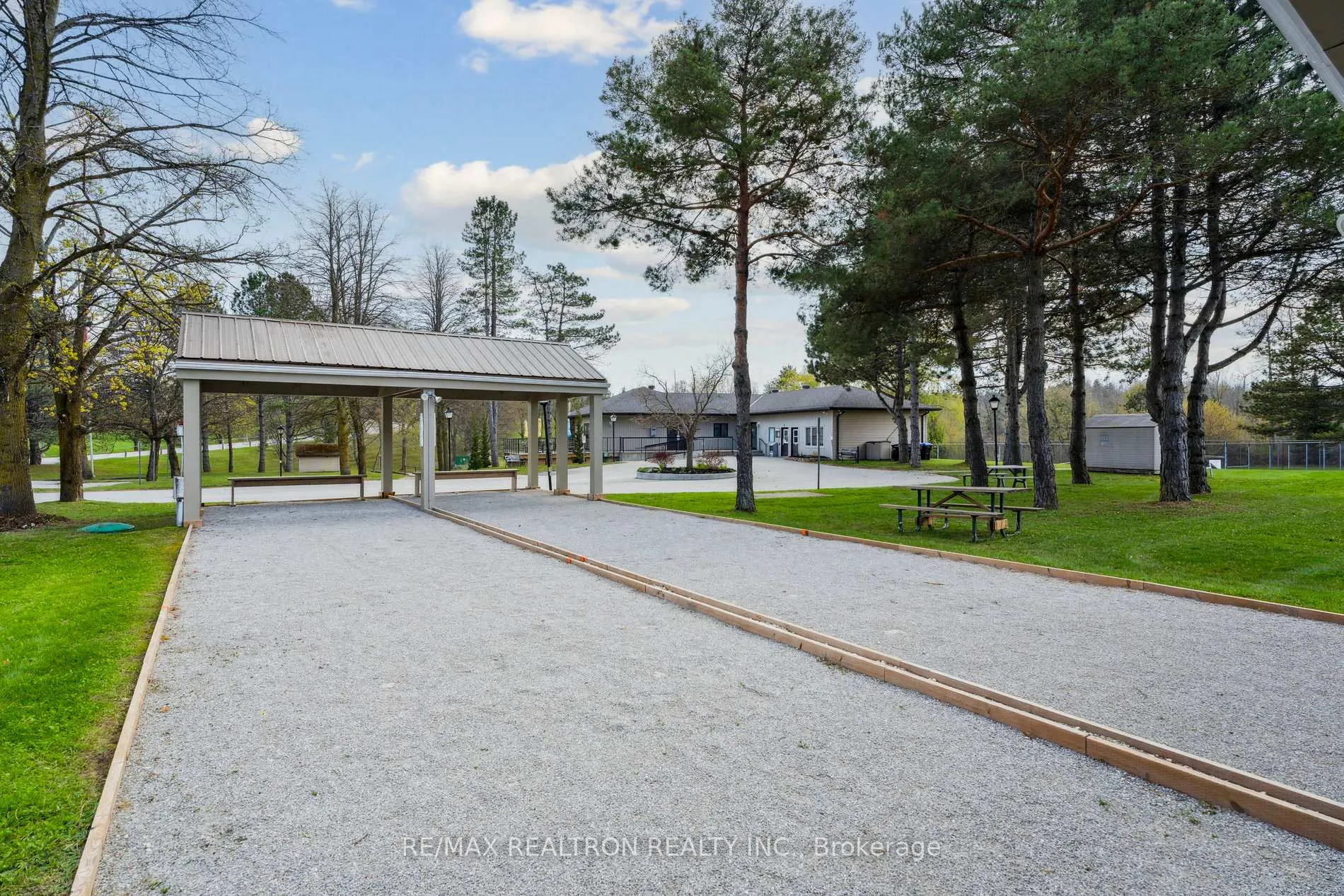 Photo 39 of 36 Tecumseth Pines Drive, New Tecumseth, Rural New Tecumseth — HOMEH