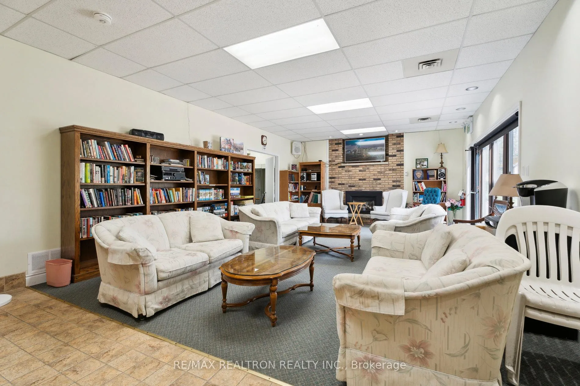 Photo 43 of 36 Tecumseth Pines Drive, New Tecumseth, Rural New Tecumseth — HOMEH