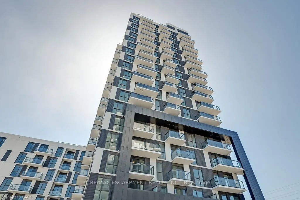 Photo 2 of Unit 409, 335 Wheat Boom Drive, Oakville, Joshua Meadows — HOMEH
