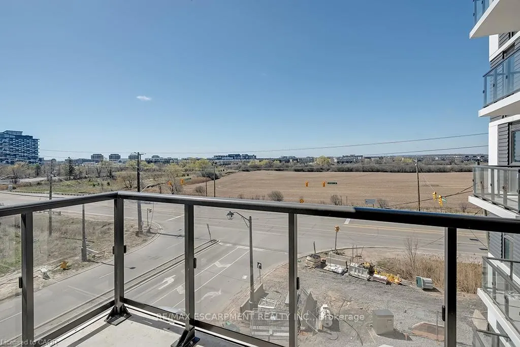 Photo 17 of Unit 409, 335 Wheat Boom Drive, Oakville, Joshua Meadows — HOMEH