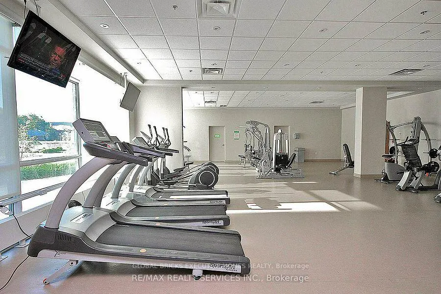 Photo 4 of Unit 1203, 215 Queen Street E, Brampton, Queen Street Corridor — HOMEH
