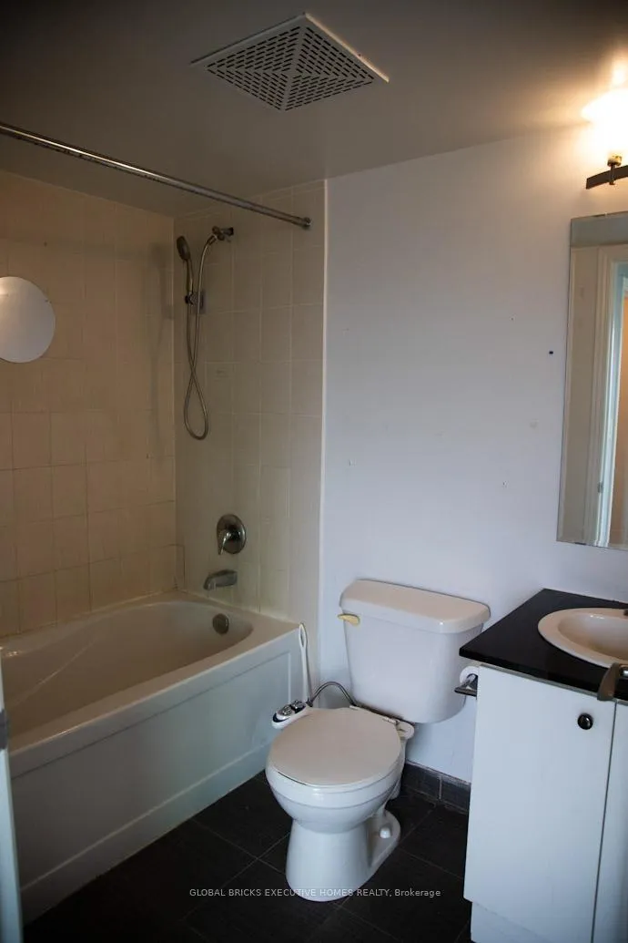 Photo 15 of Unit 1203, 215 Queen Street E, Brampton, Queen Street Corridor — HOMEH