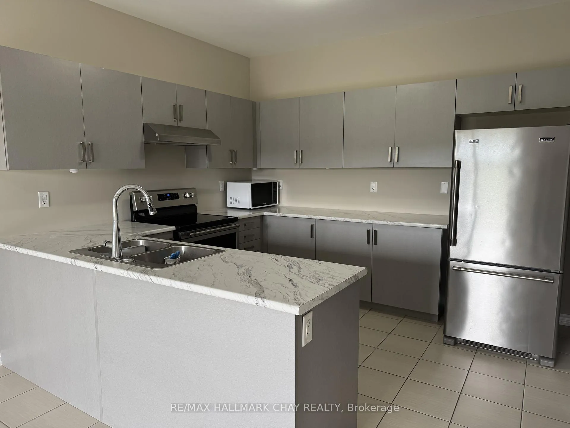 Photo 5 of 205 Prescott Drive, Clearview, Stayner — HOMEH