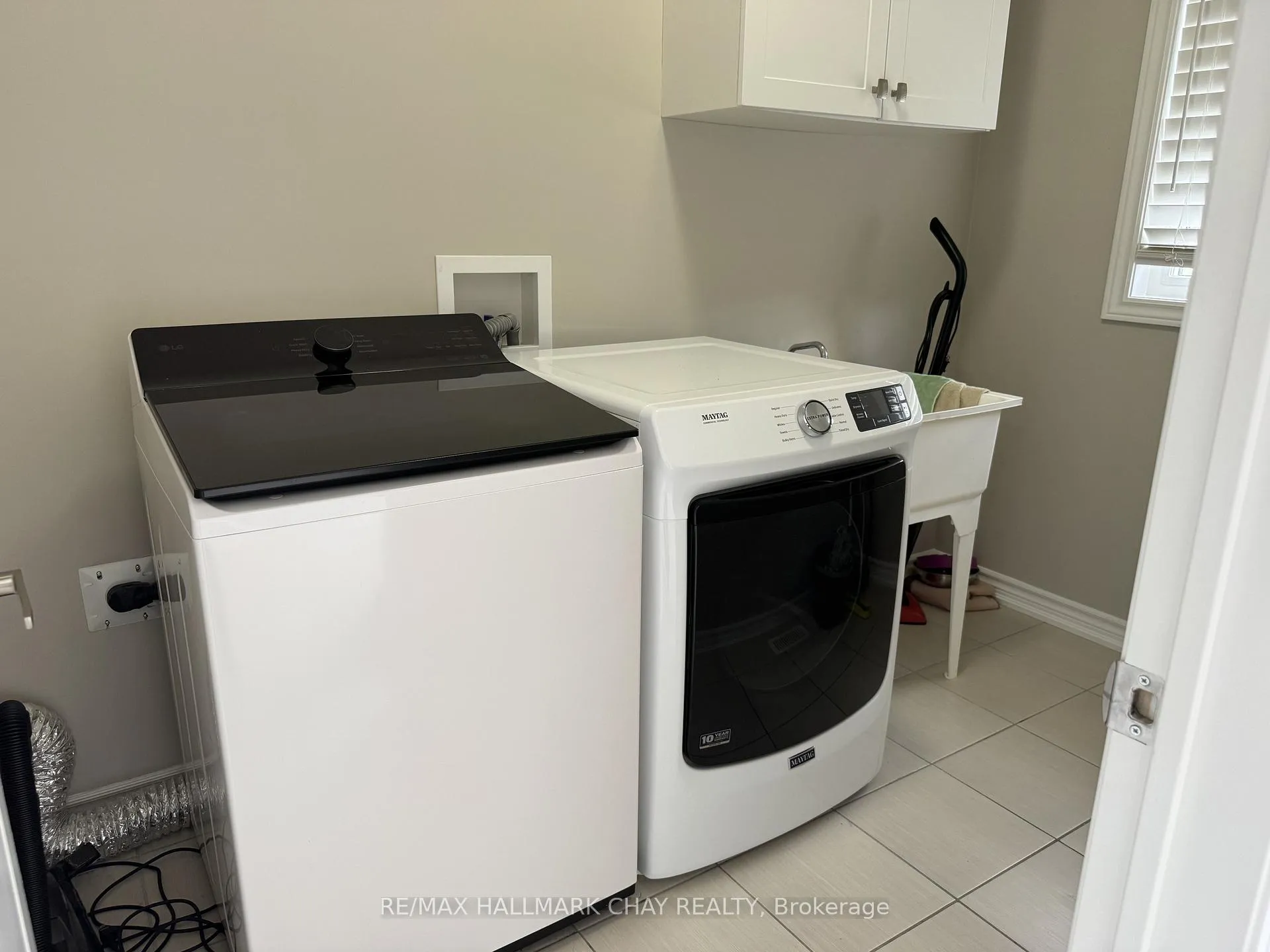 Photo 14 of 205 Prescott Drive, Clearview, Stayner — HOMEH