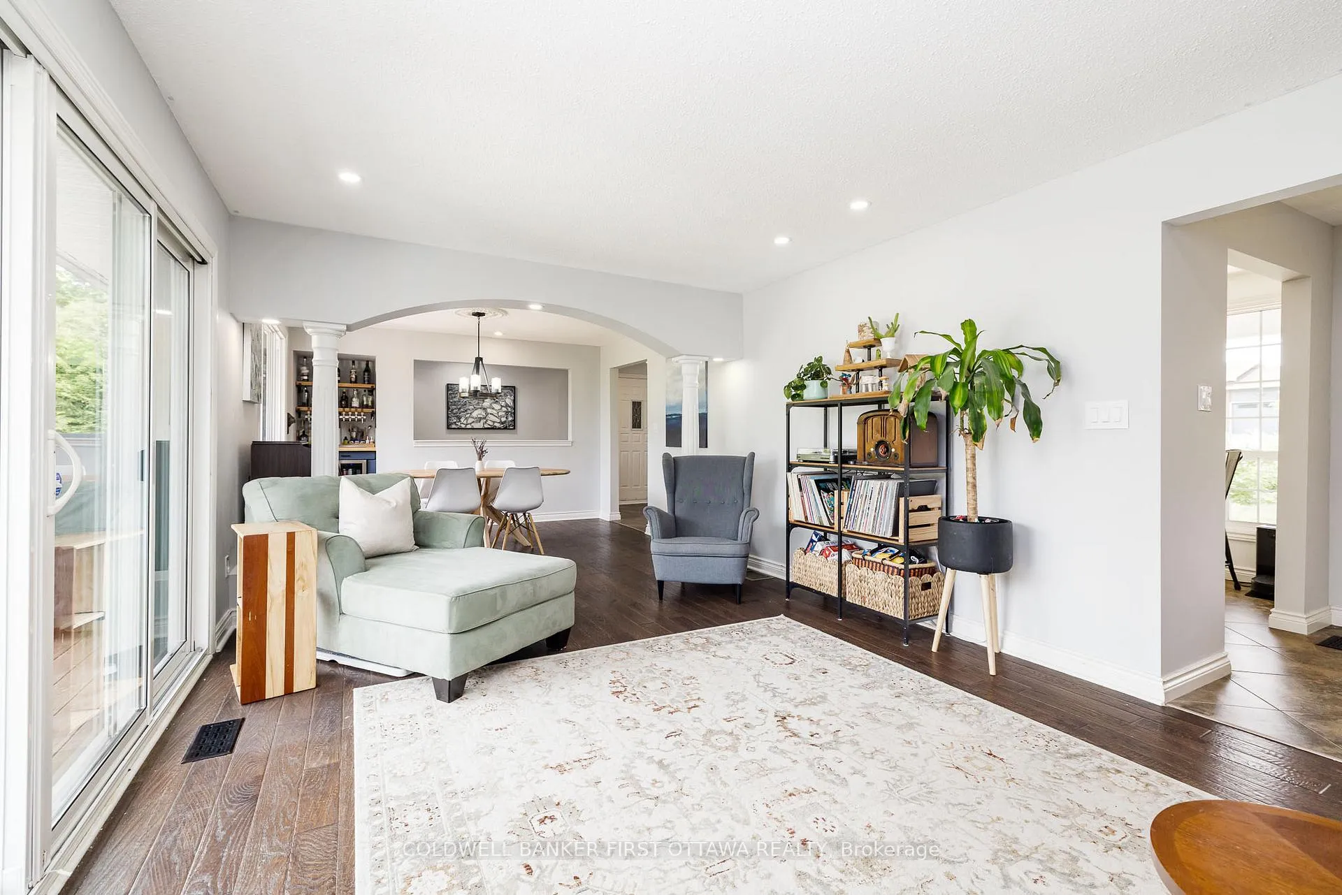 Photo 11 of 174 Lloydalex Crescent, Ottawa, Stittsville (North) — HOMEH