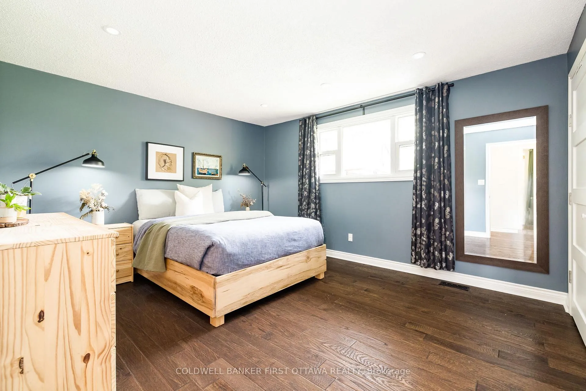 Photo 22 of 174 Lloydalex Crescent, Ottawa, Stittsville (North) — HOMEH