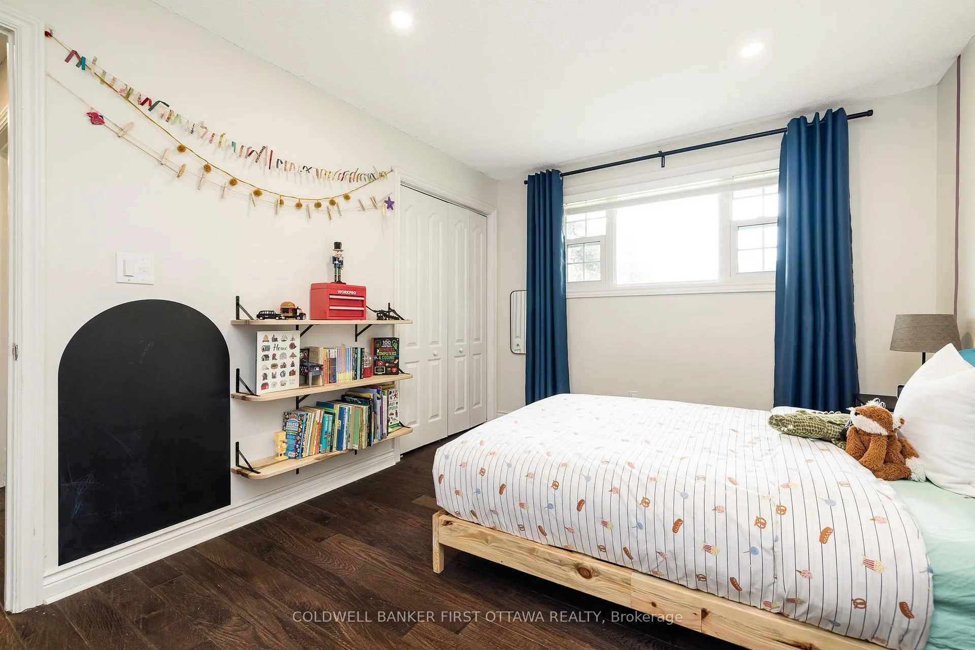 Photo 26 of 174 Lloydalex Crescent, Ottawa, Stittsville (North) — HOMEH