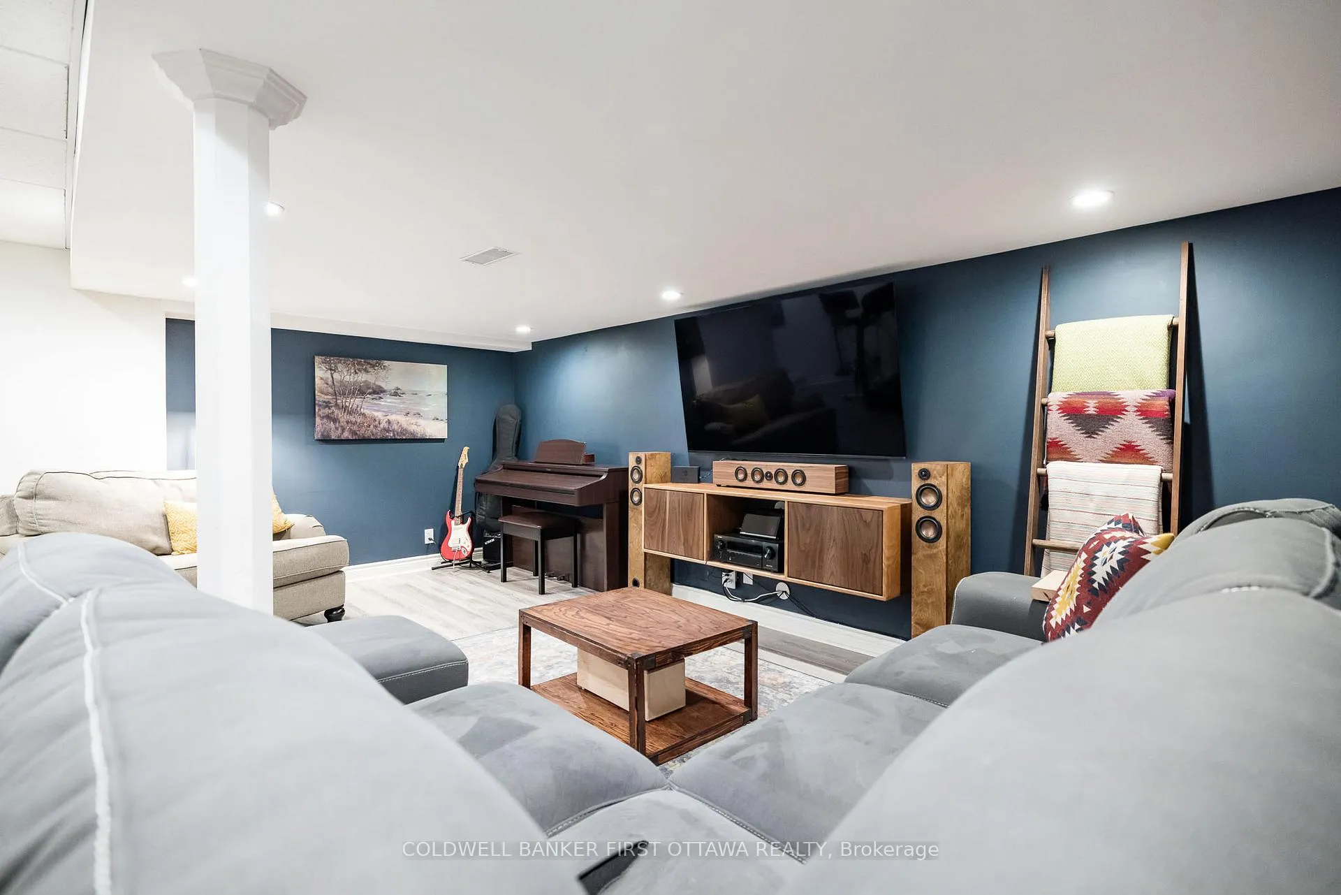 Photo 28 of 174 Lloydalex Crescent, Ottawa, Stittsville (North) — HOMEH