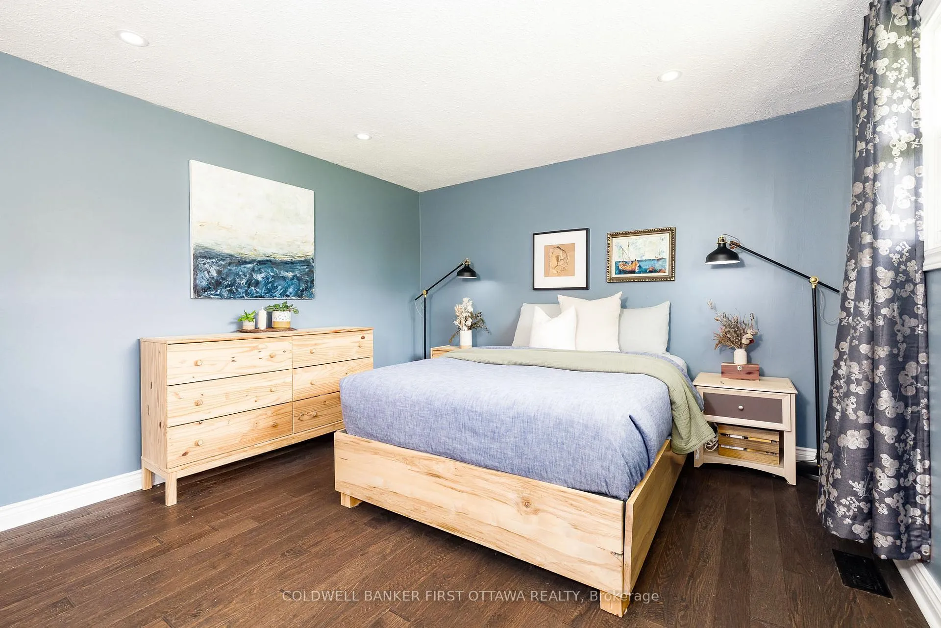 Photo 49 of 174 Lloydalex Crescent, Ottawa, Stittsville (North) — HOMEH