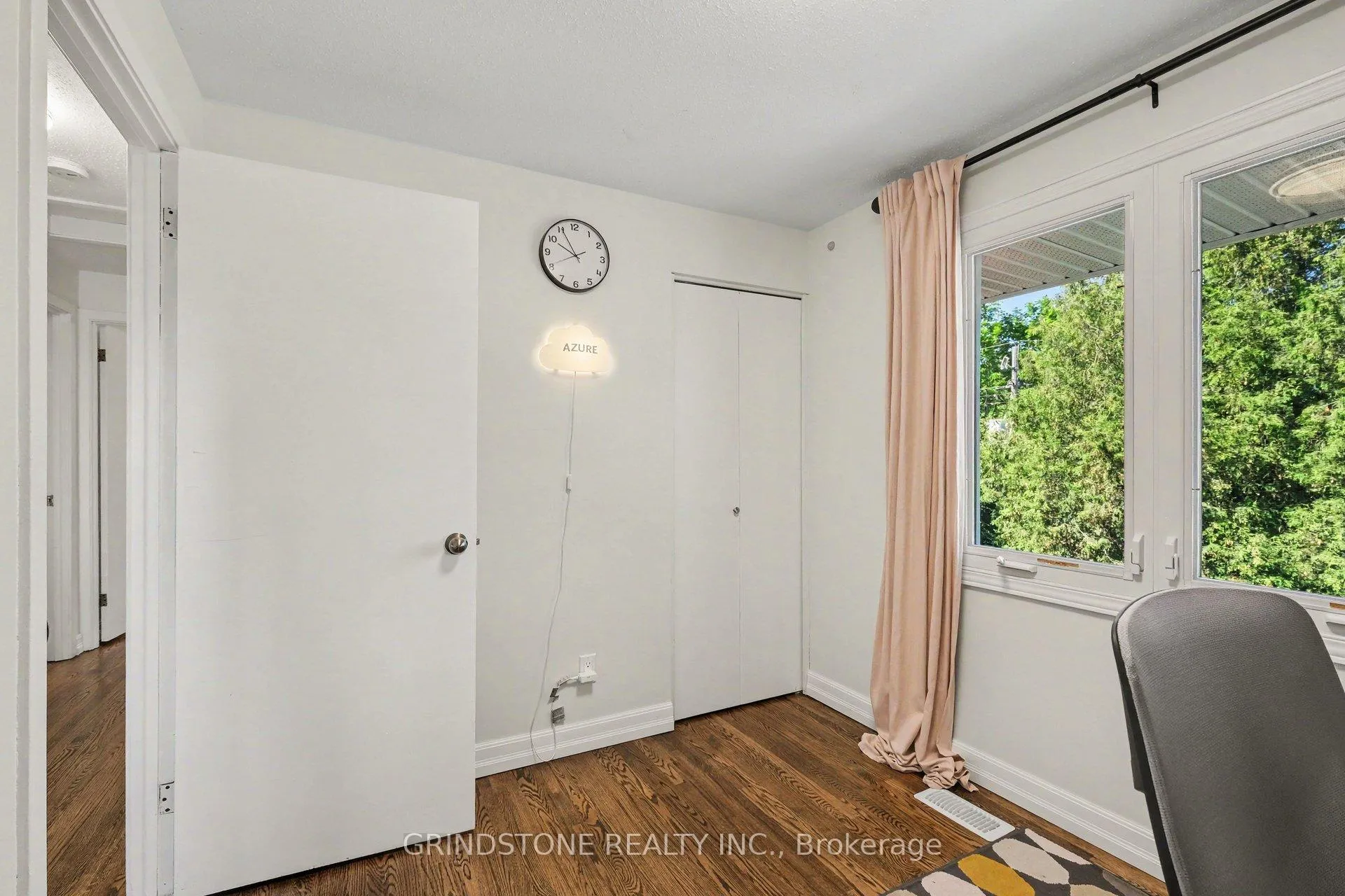 Photo 20 of 20 Lavina Crescent, Ottawa, Leslie Park — HOMEH