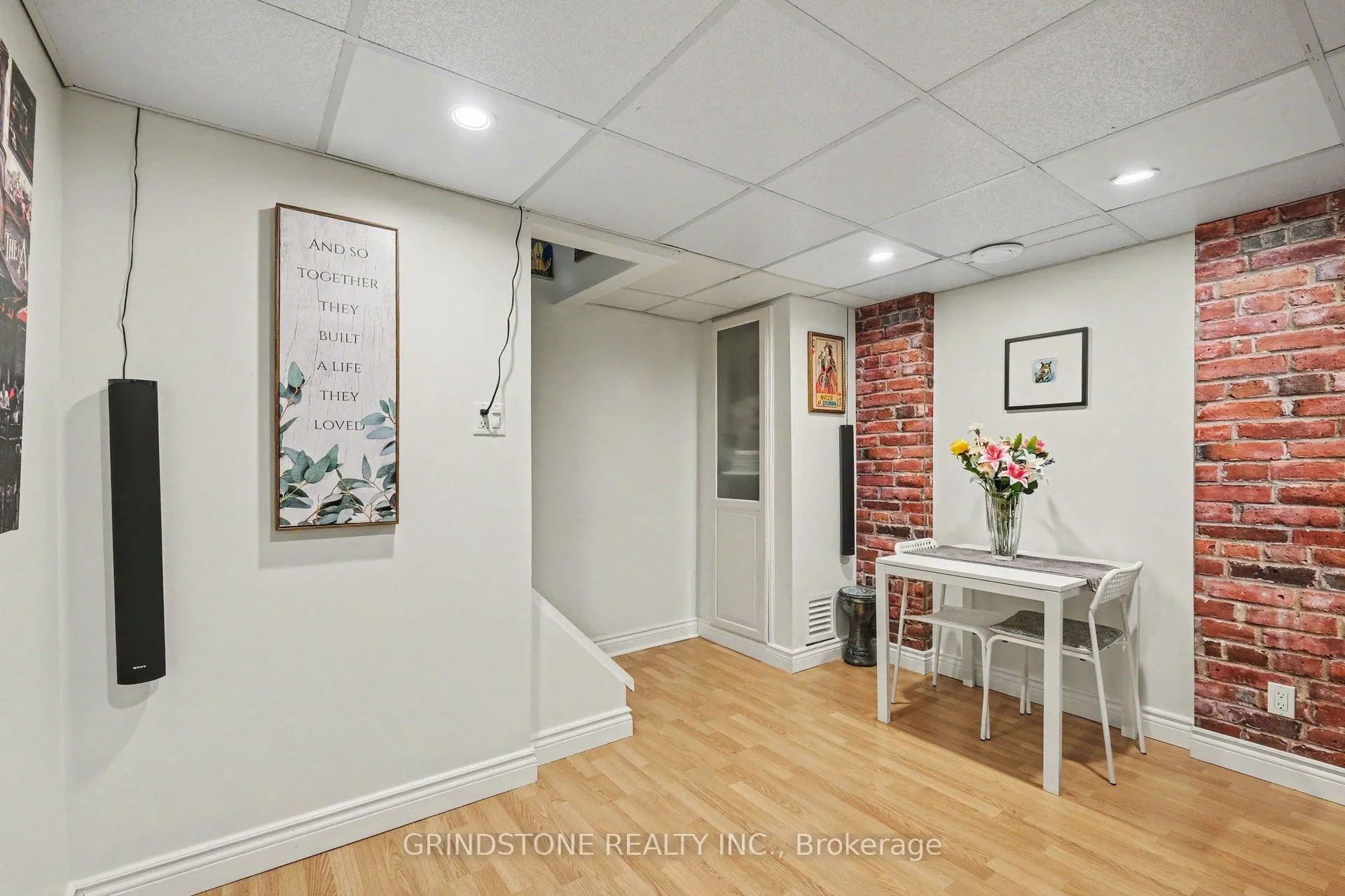 Photo 27 of 20 Lavina Crescent, Ottawa, Leslie Park — HOMEH