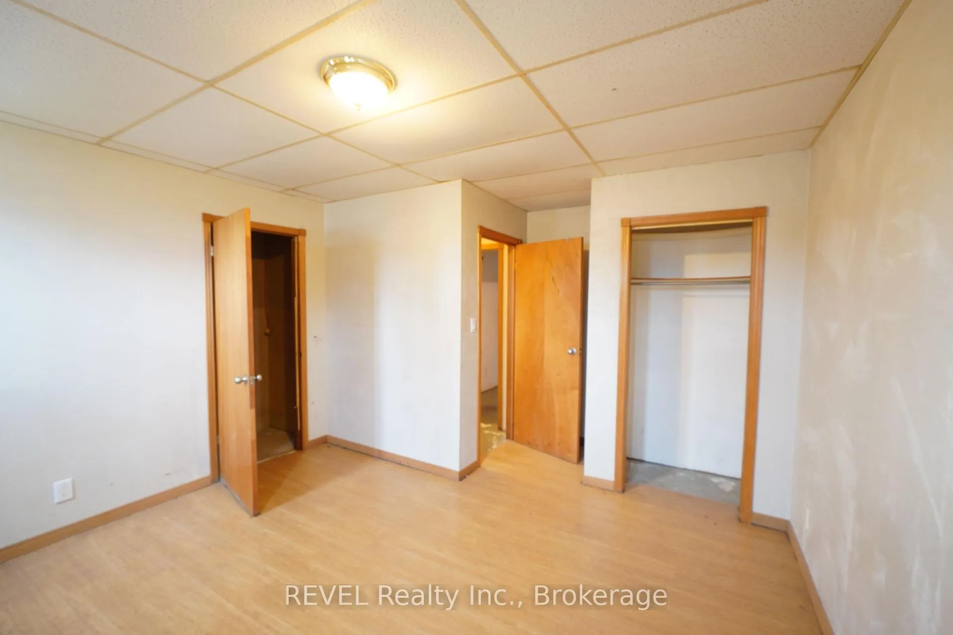 Photo 12 of 7468 Alex Avenue, Niagara Falls, Oldfield — HOMEH