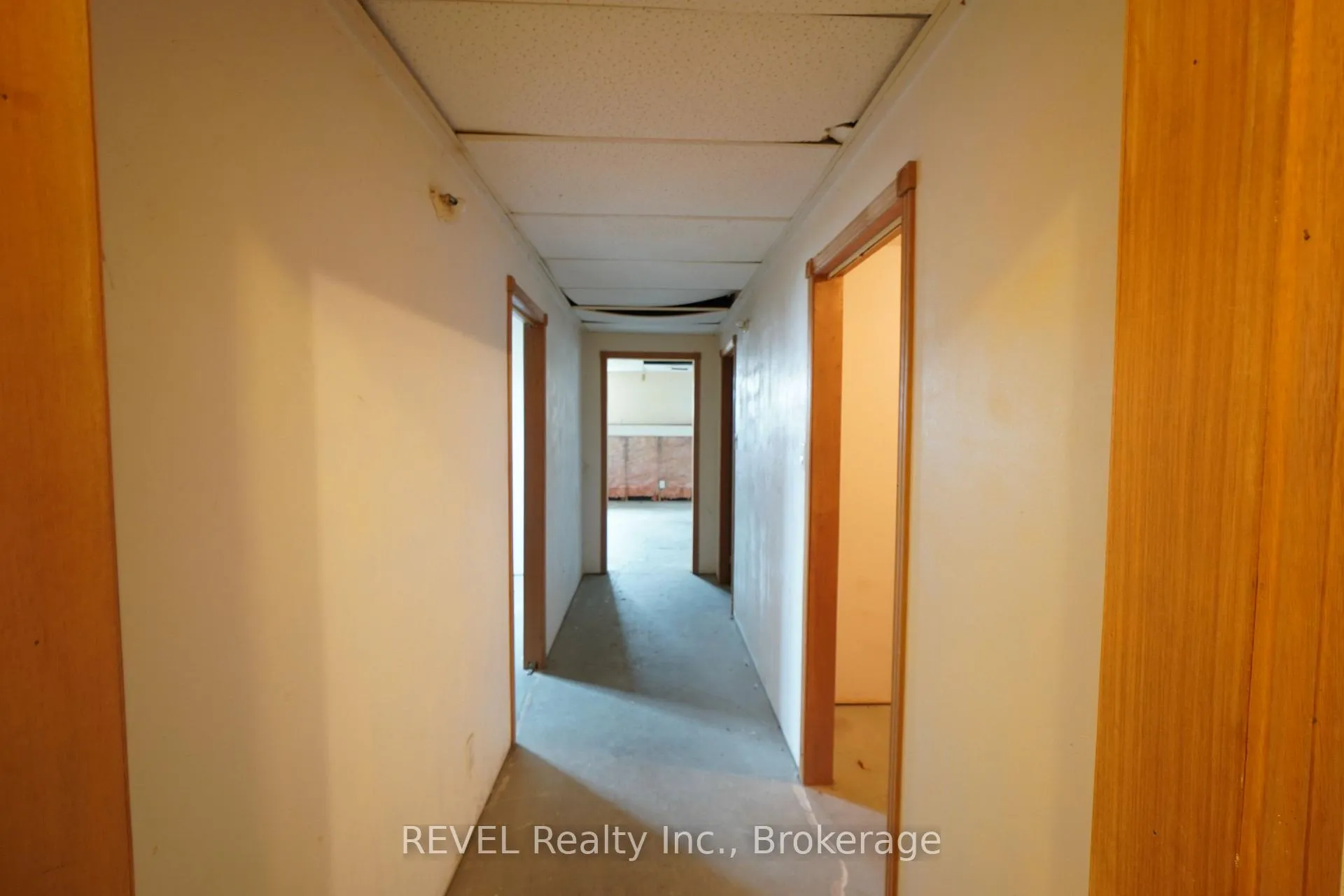 Photo 13 of 7468 Alex Avenue, Niagara Falls, Oldfield — HOMEH