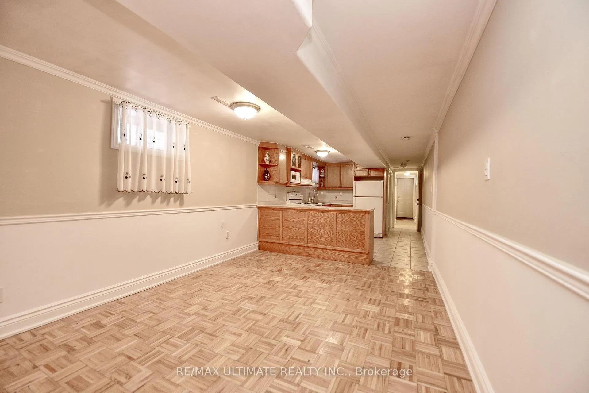 Photo 14 of 132 Spears Street, Toronto, Rockcliffe-Smythe — HOMEH