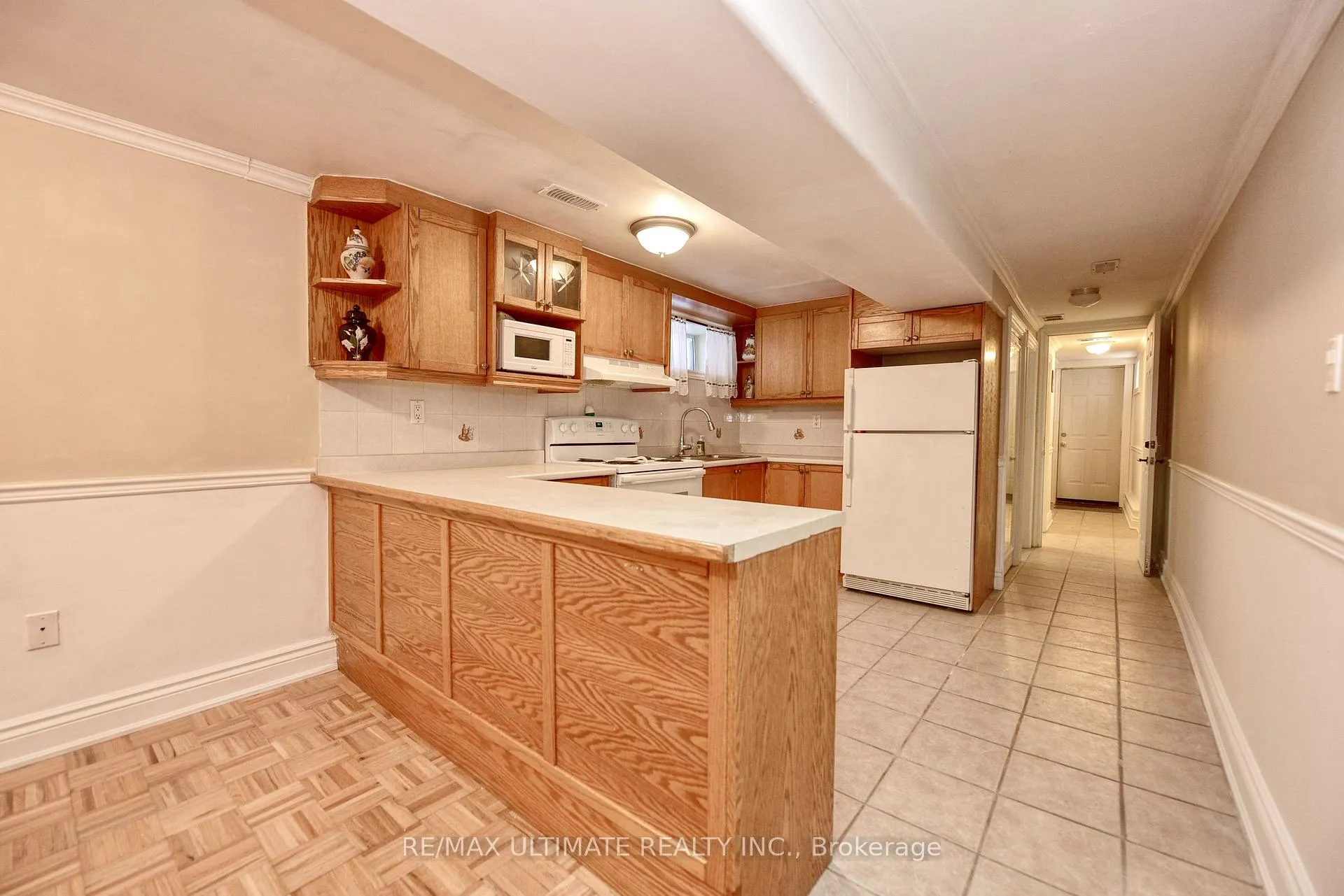 Photo 19 of 132 Spears Street, Toronto, Rockcliffe-Smythe — HOMEH