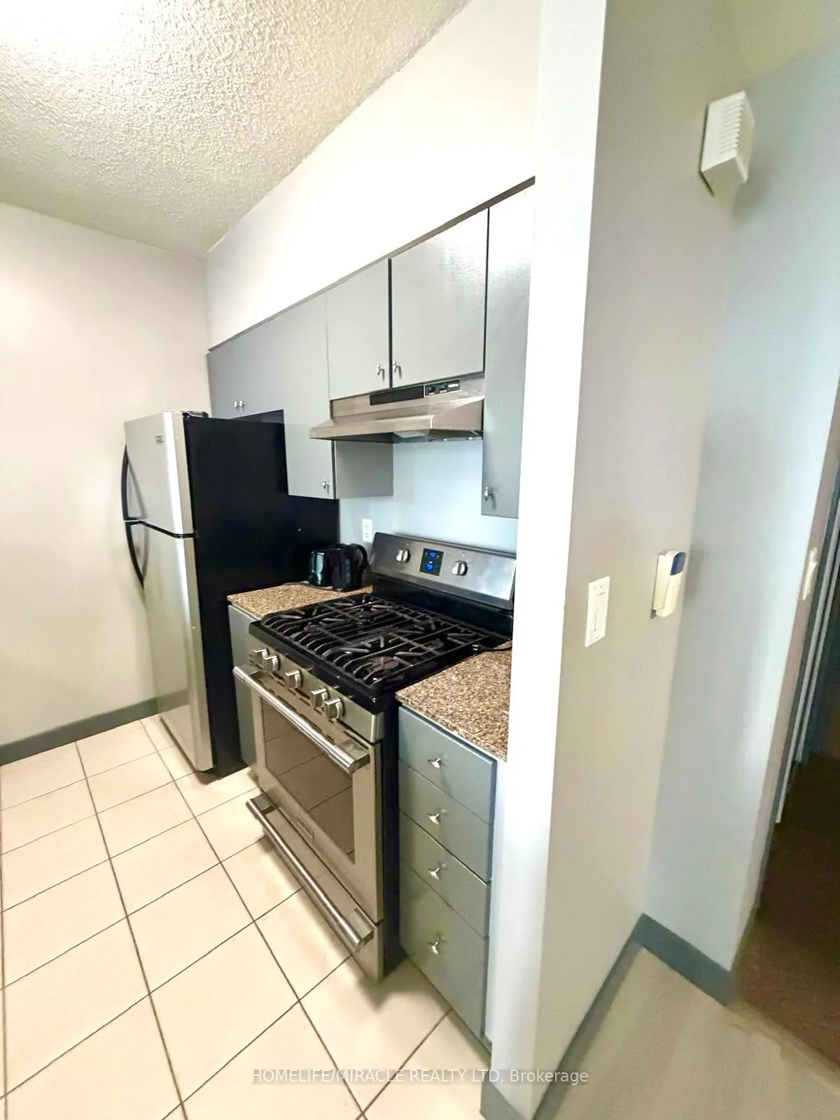 Photo 9 of Unit 1601, 35 Mariner Terrace, Toronto, Waterfront Communities — HOMEH