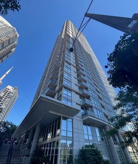 Photo 2 of Unit 1601, 35 Mariner Terrace, Toronto, Waterfront Communities — HOMEH