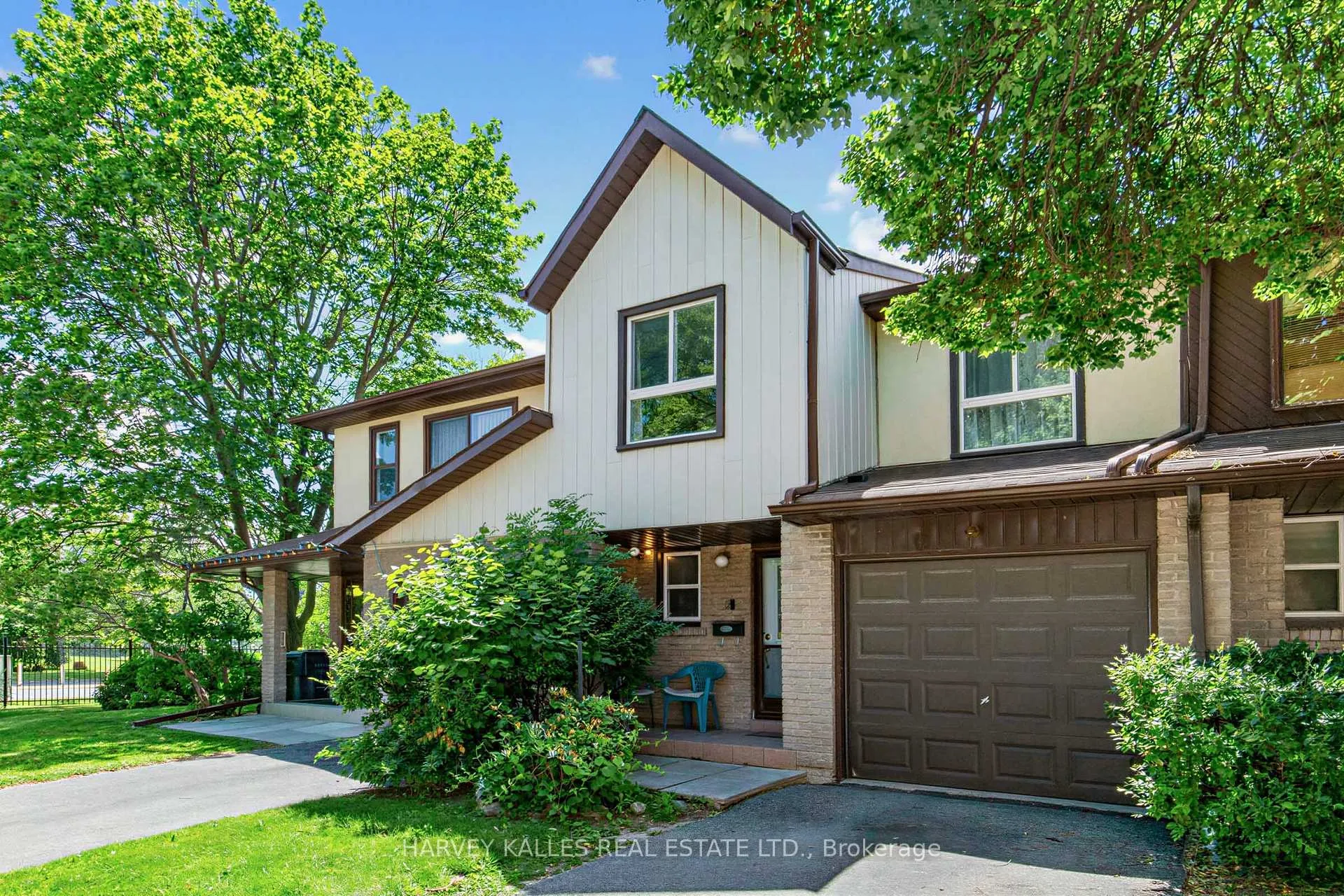Photo 1 of Unit 2, 1180 Sandhurst Circle, Scarborough, Agincourt North — HOMEH