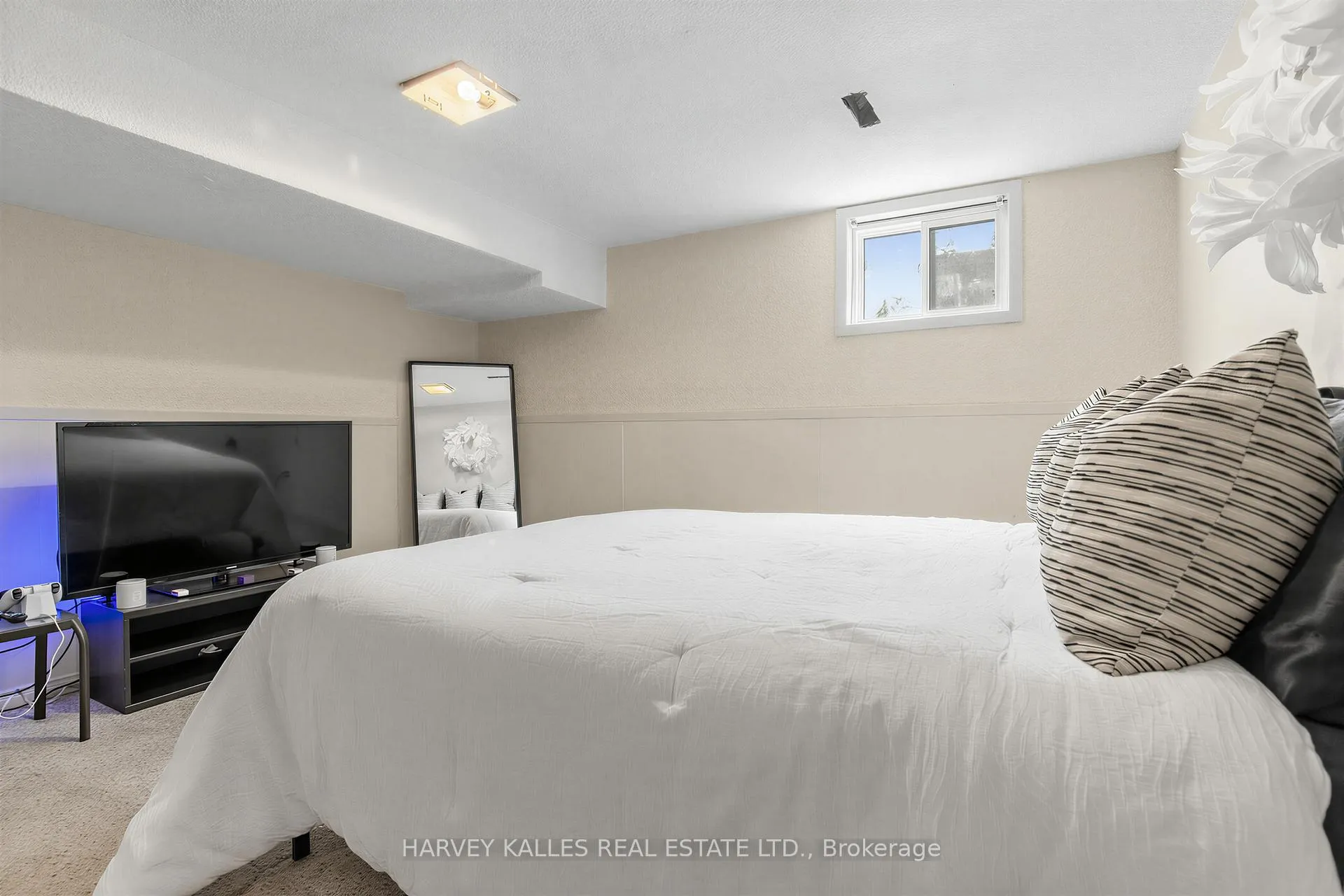 Photo 25 of Unit 2, 1180 Sandhurst Circle, Scarborough, Agincourt North — HOMEH