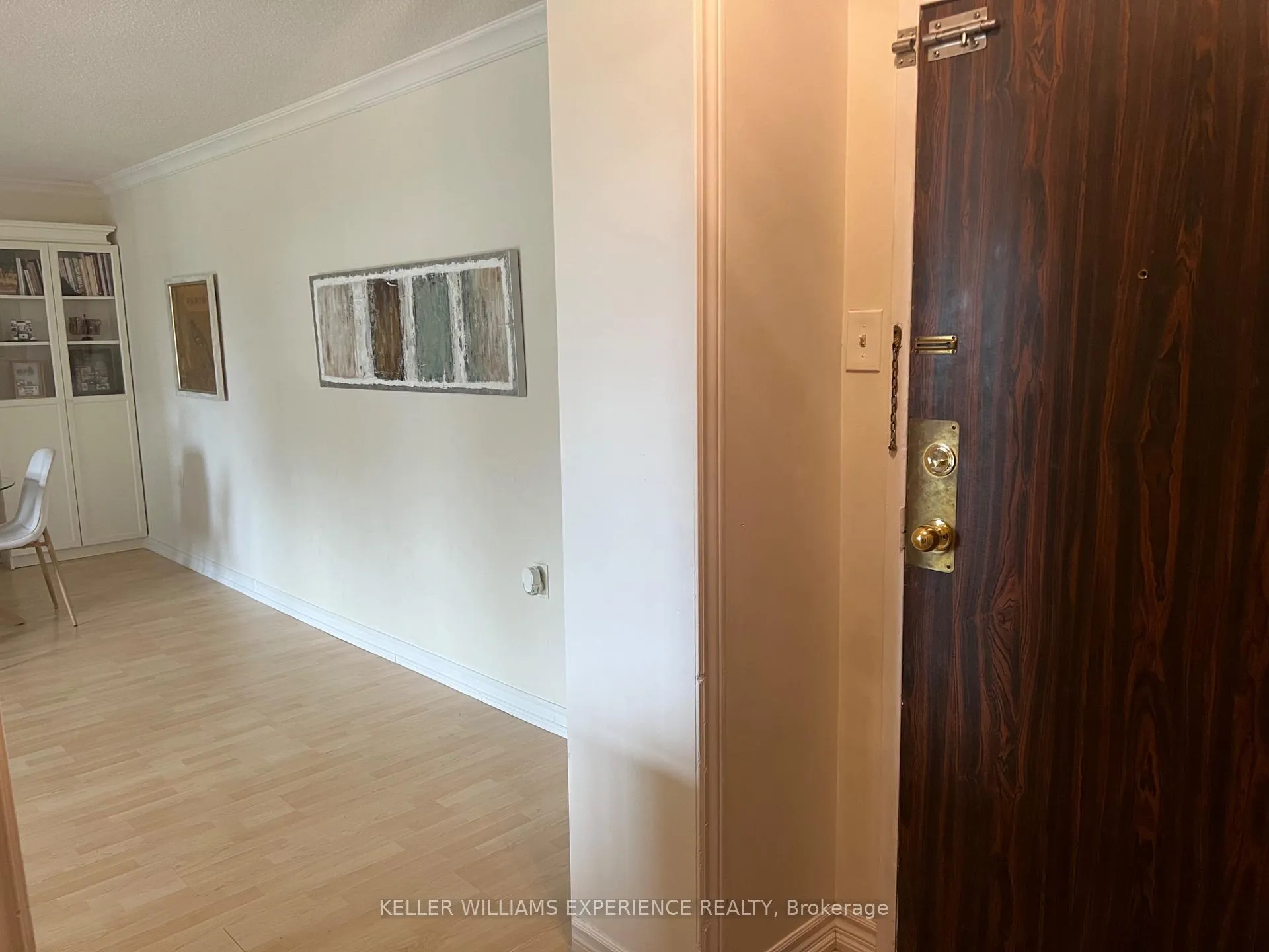Photo 7 of Unit 210, 18 Knightsbridge Road, Brampton, Queen Street Corridor — HOMEH