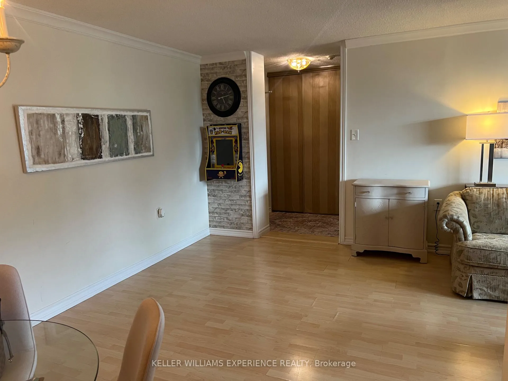 Photo 17 of Unit 210, 18 Knightsbridge Road, Brampton, Queen Street Corridor — HOMEH