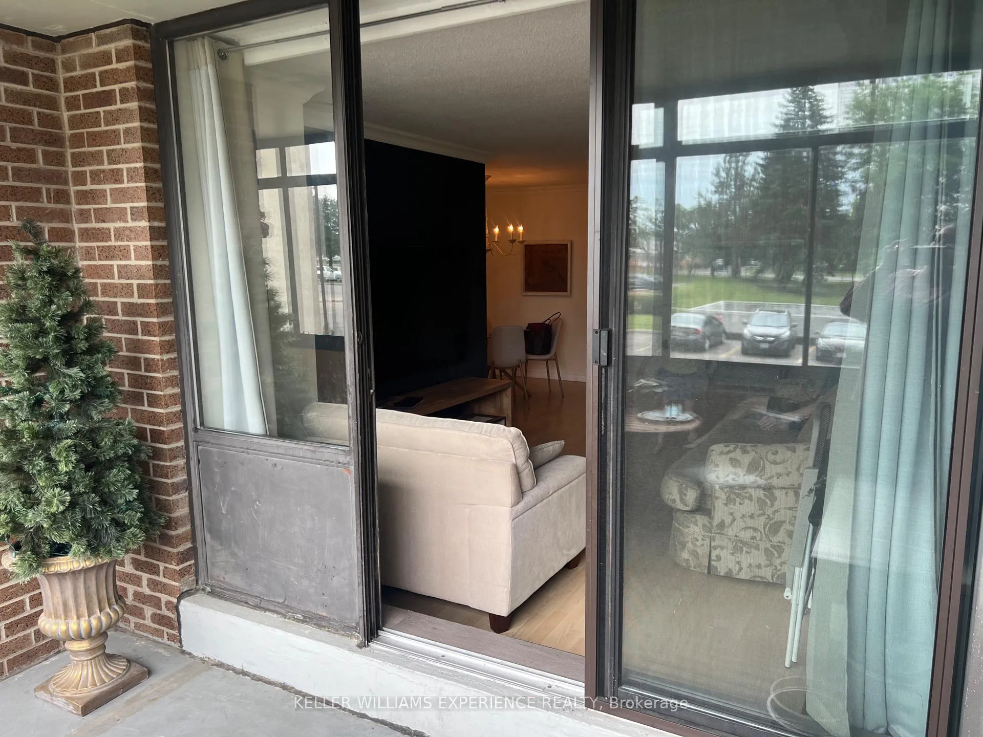 Photo 15 of Unit 210, 18 Knightsbridge Road, Brampton, Queen Street Corridor — HOMEH
