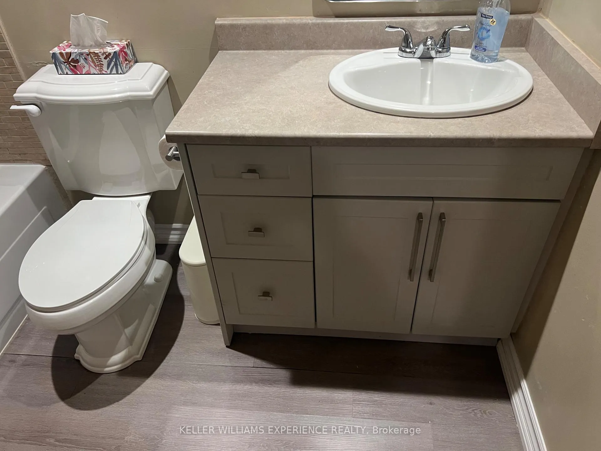 Photo 32 of Unit 210, 18 Knightsbridge Road, Brampton, Queen Street Corridor — HOMEH