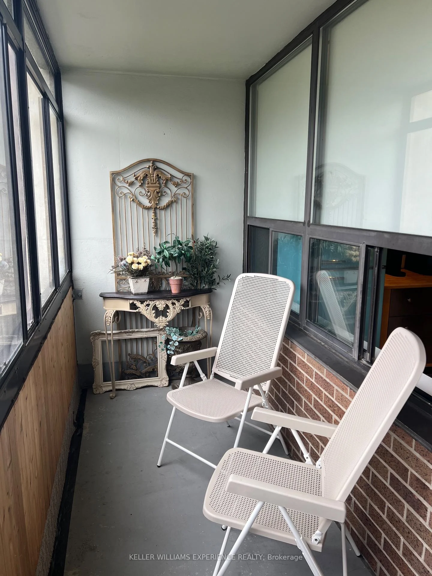 Photo 51 of Unit 210, 18 Knightsbridge Road, Brampton, Queen Street Corridor — HOMEH