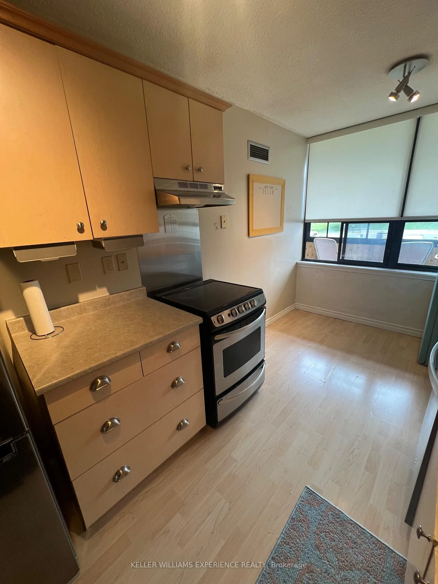 Photo 53 of Unit 210, 18 Knightsbridge Road, Brampton, Queen Street Corridor — HOMEH