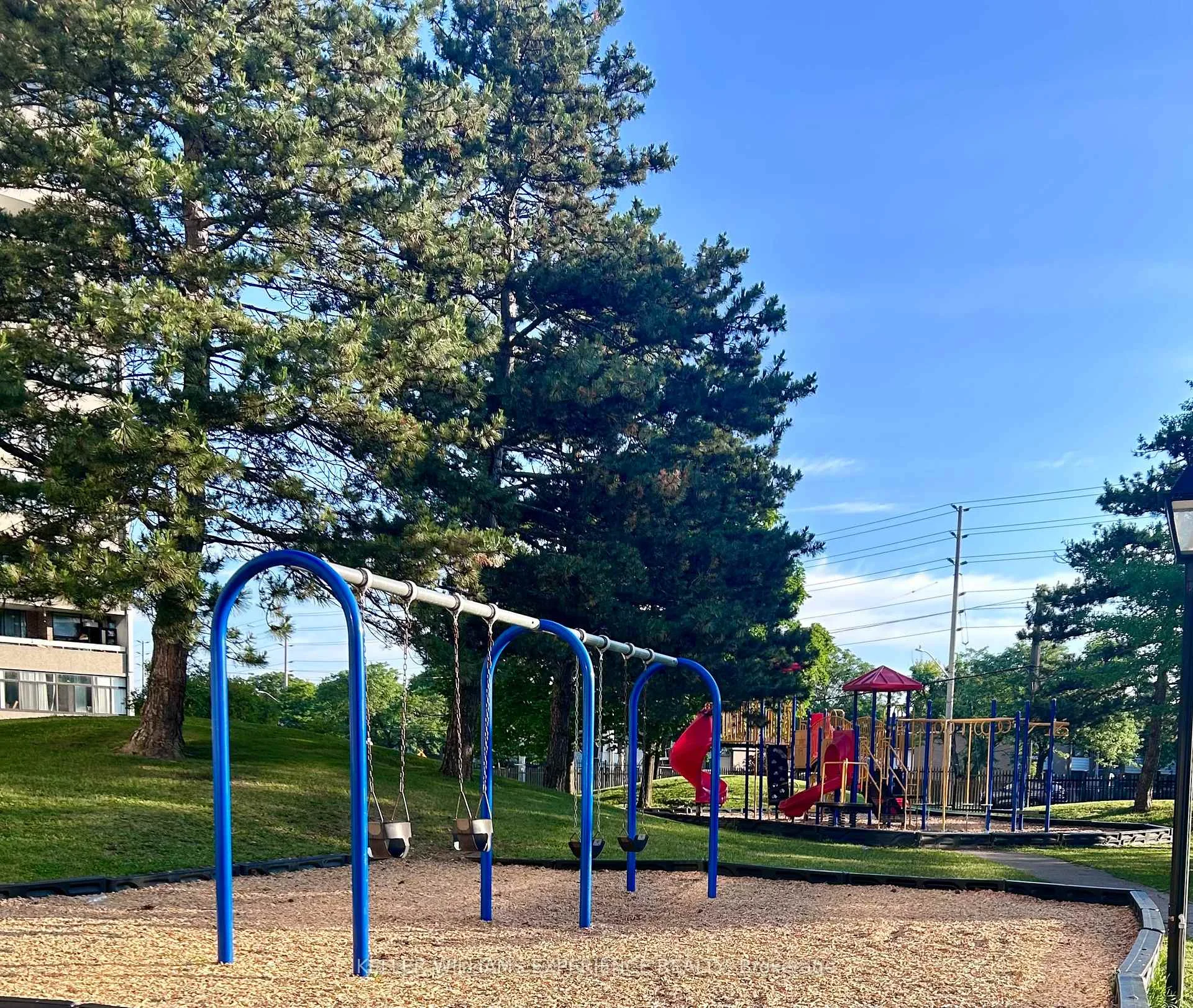 Photo 49 of Unit 210, 18 Knightsbridge Road, Brampton, Queen Street Corridor — HOMEH