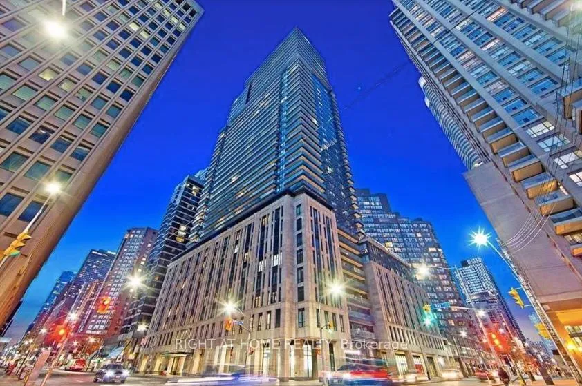Photo 1 of Unit 705, 955 Bay Street, Toronto, Bay Street Corridor — HOMEH