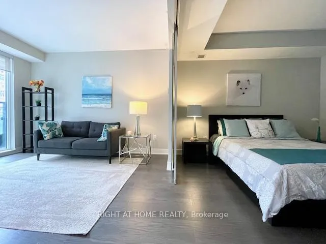 Photo 6 of Unit 705, 955 Bay Street, Toronto, Bay Street Corridor — HOMEH
