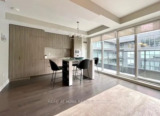 Photo 13 of Unit 705, 955 Bay Street, Toronto, Bay Street Corridor — HOMEH