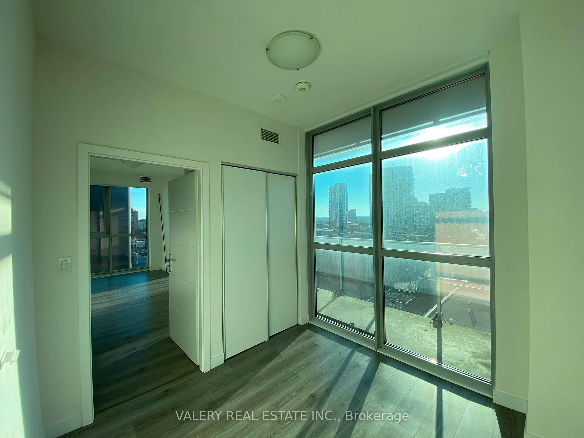 Photo 16 of Unit 809, 60 Frederick Street, Kitchener, City Commercial Core — HOMEH