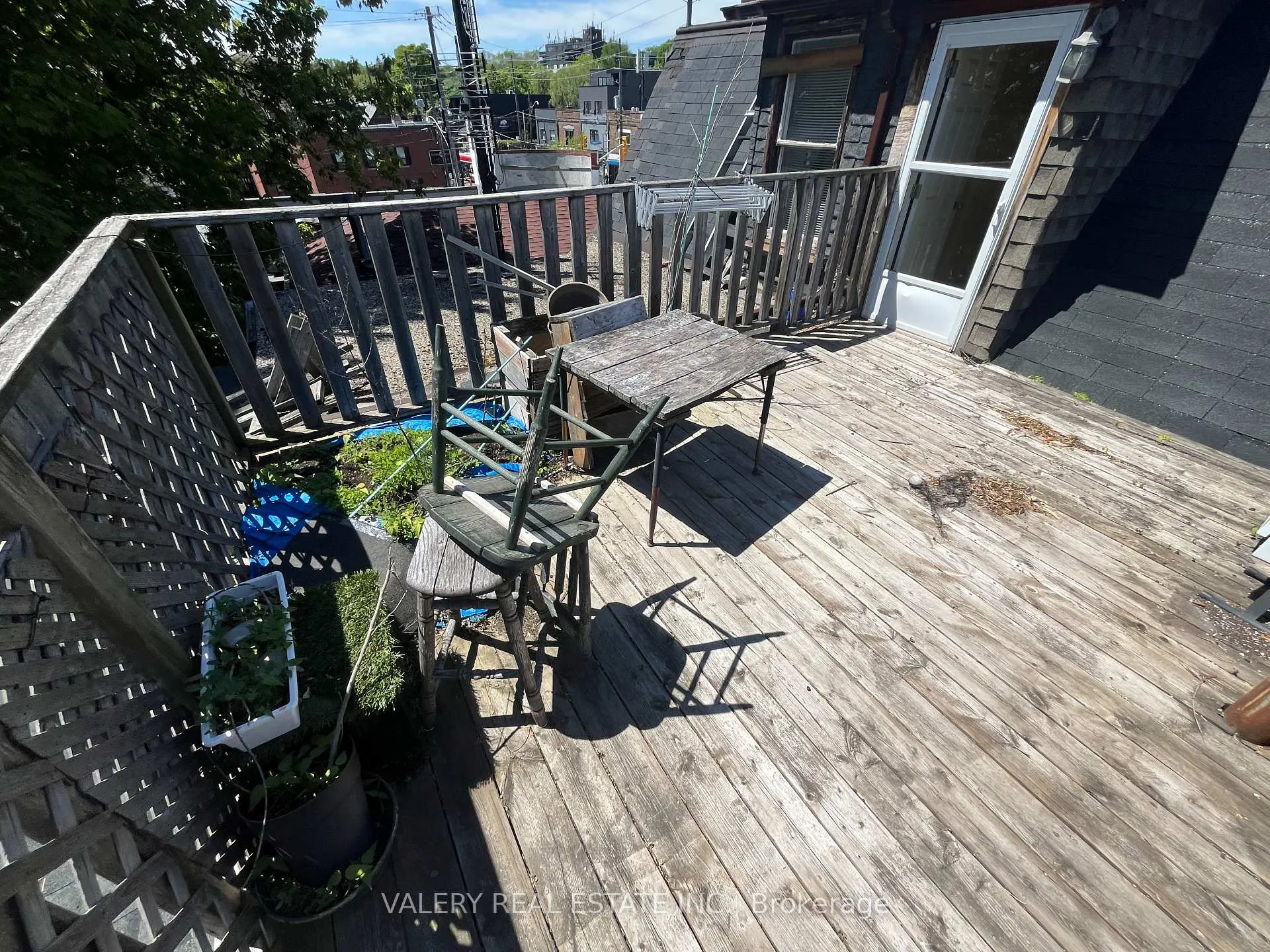 Photo 7 of Unit 2, 1113 Davenport Rd, Toronto, Wychwood — HOMEH