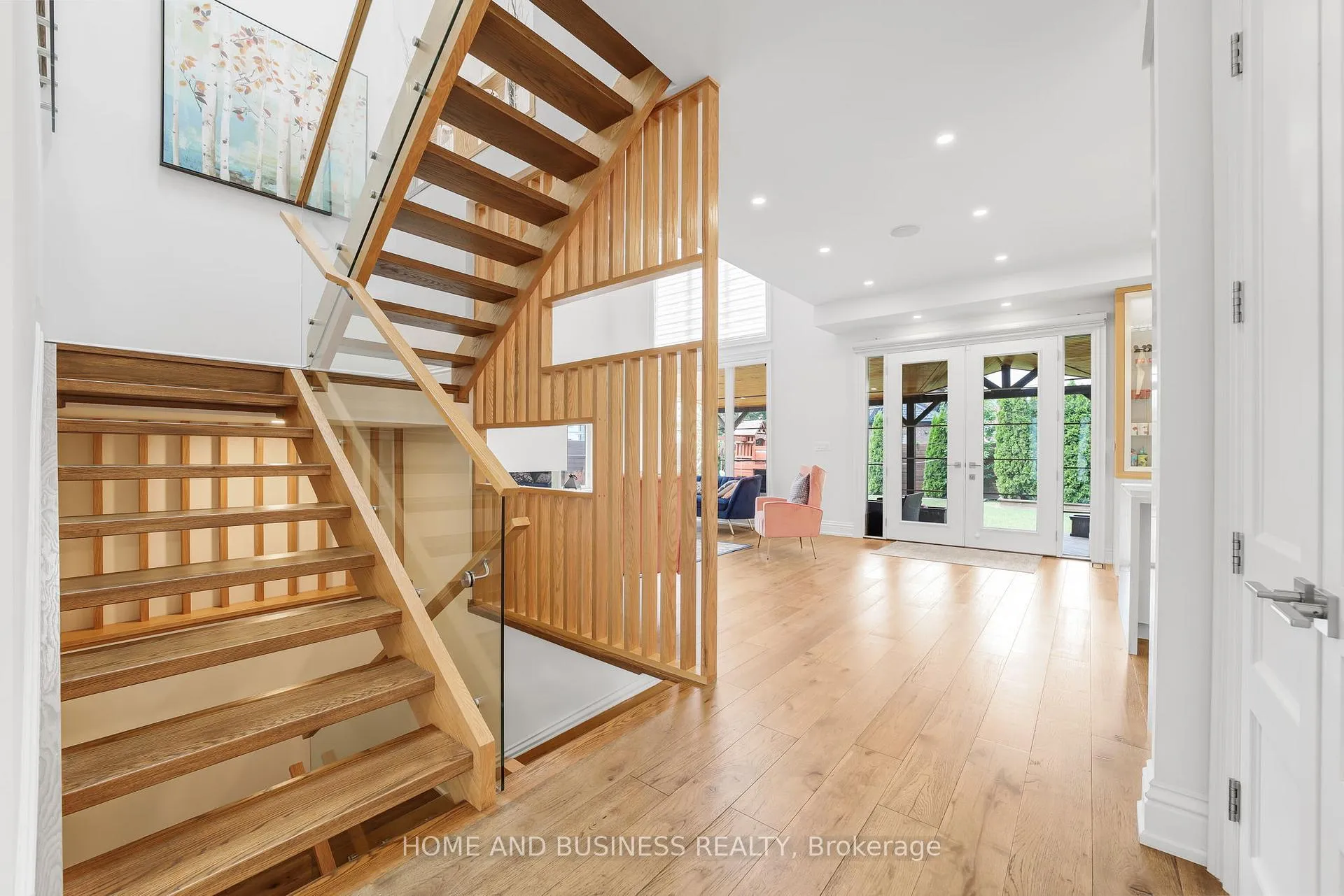 Photo 4 of 442 Sherin Drive, Oakville, West — HOMEH