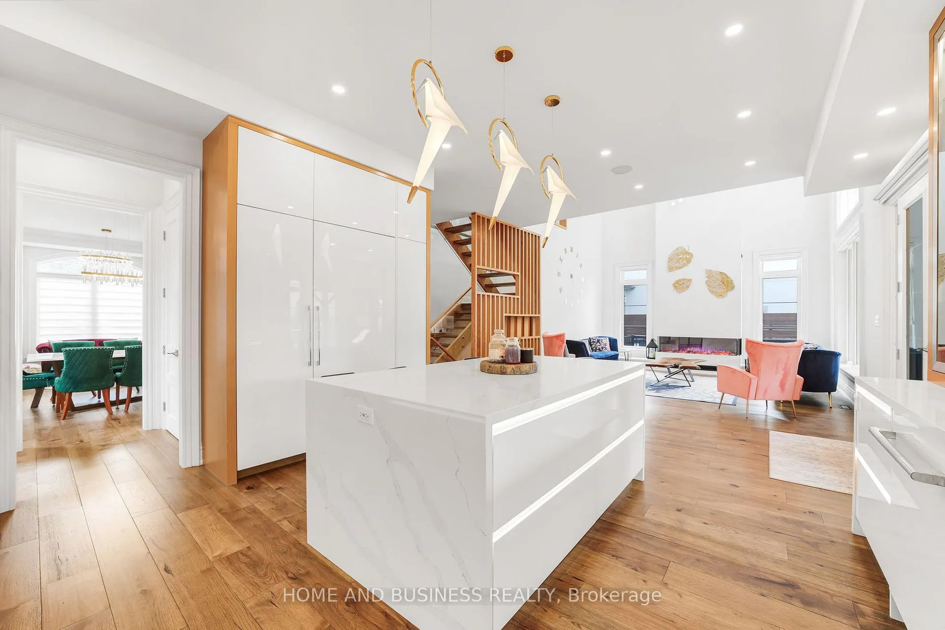 Photo 17 of 442 Sherin Drive, Oakville, West — HOMEH