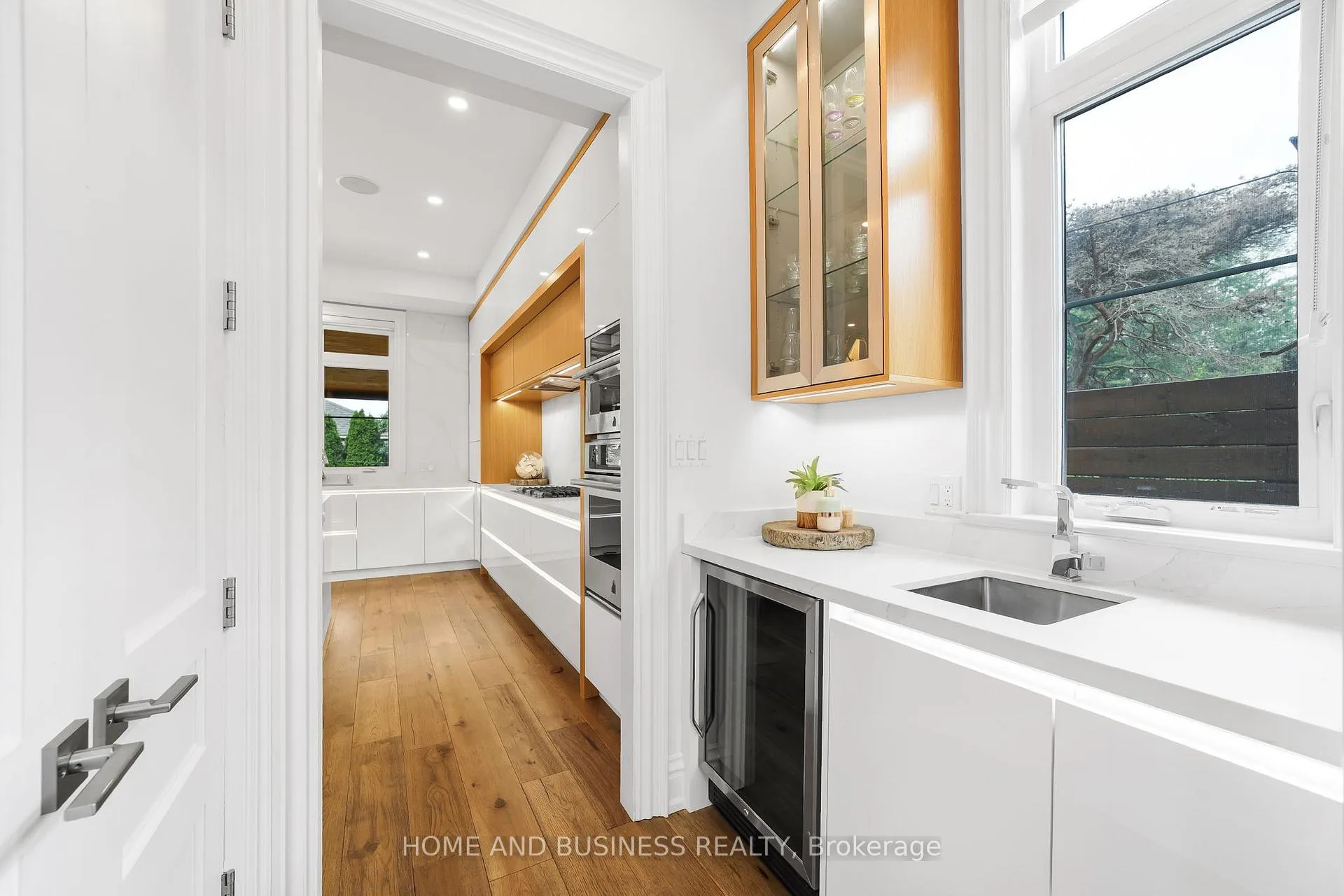 Photo 19 of 442 Sherin Drive, Oakville, West — HOMEH