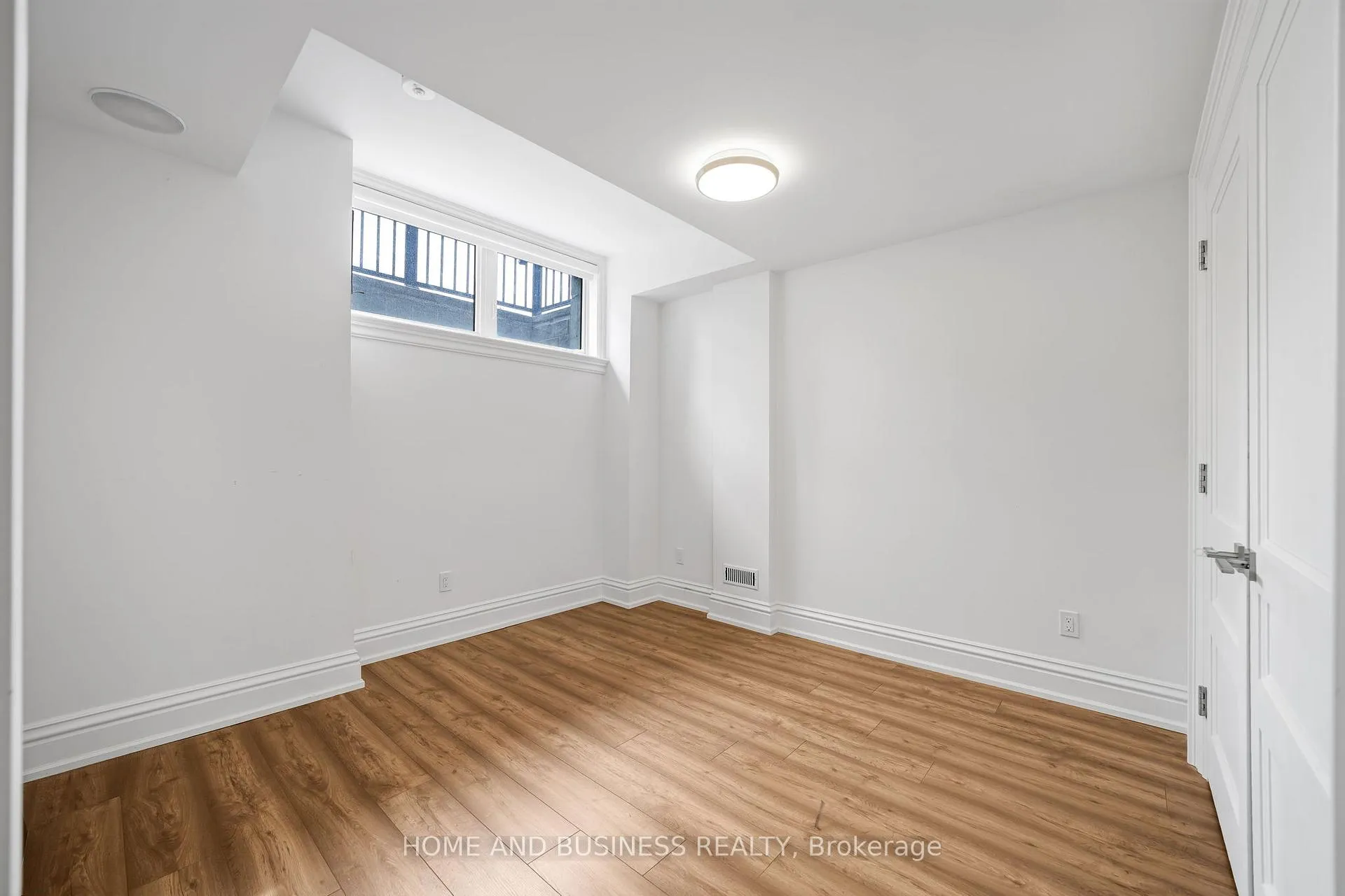 Photo 46 of 442 Sherin Drive, Oakville, West — HOMEH