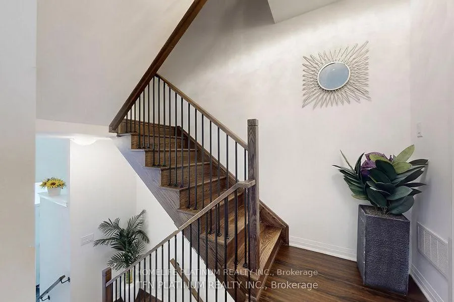 Photo 11 of 18 Totten Trail, New Tecumseth, Tottenham — HOMEH