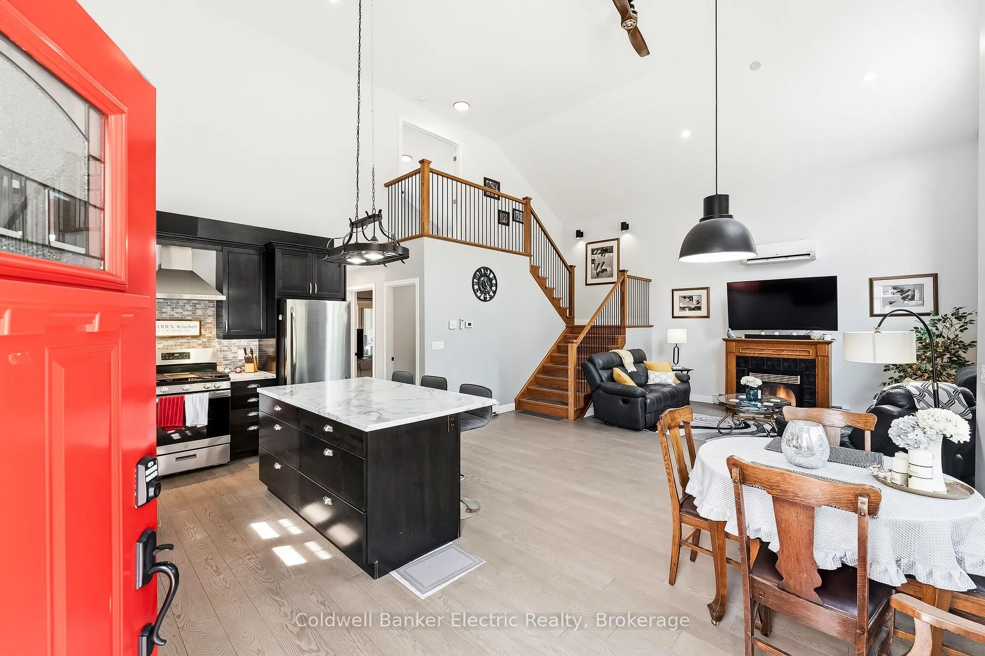 Photo 5 of 765 Palace Road, Greater Napanee, Greater Napanee — HOMEH