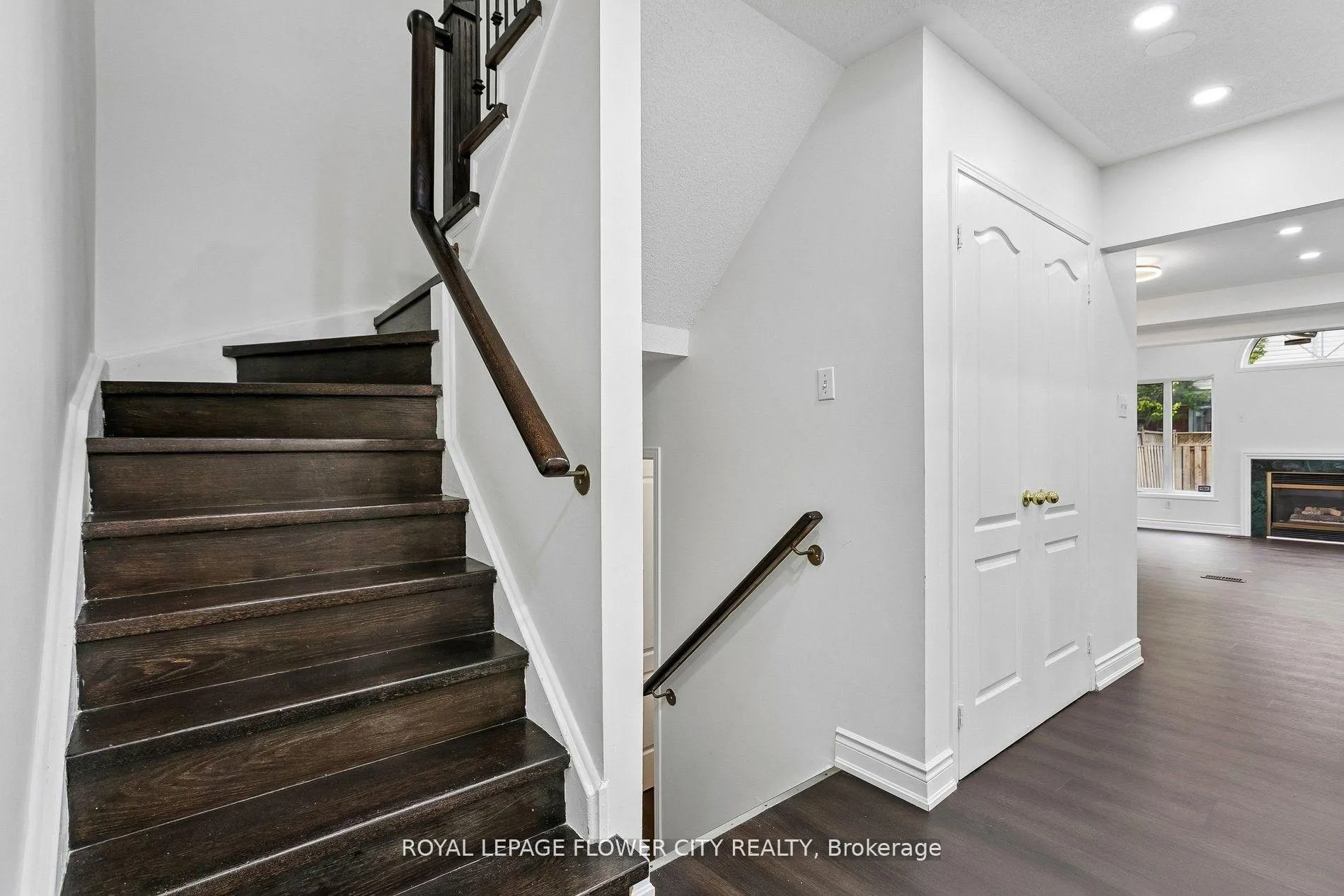 Photo 3 of 99 Cordgrass Crescent, Brampton, Sandringham-Wellington — HOMEH