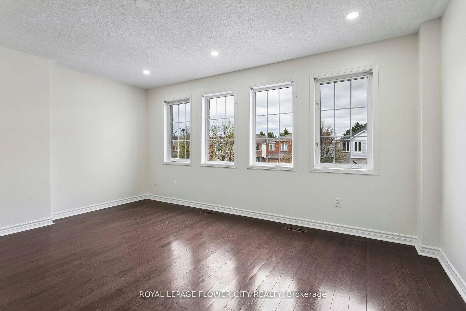 Photo 15 of 99 Cordgrass Crescent, Brampton, Sandringham-Wellington — HOMEH