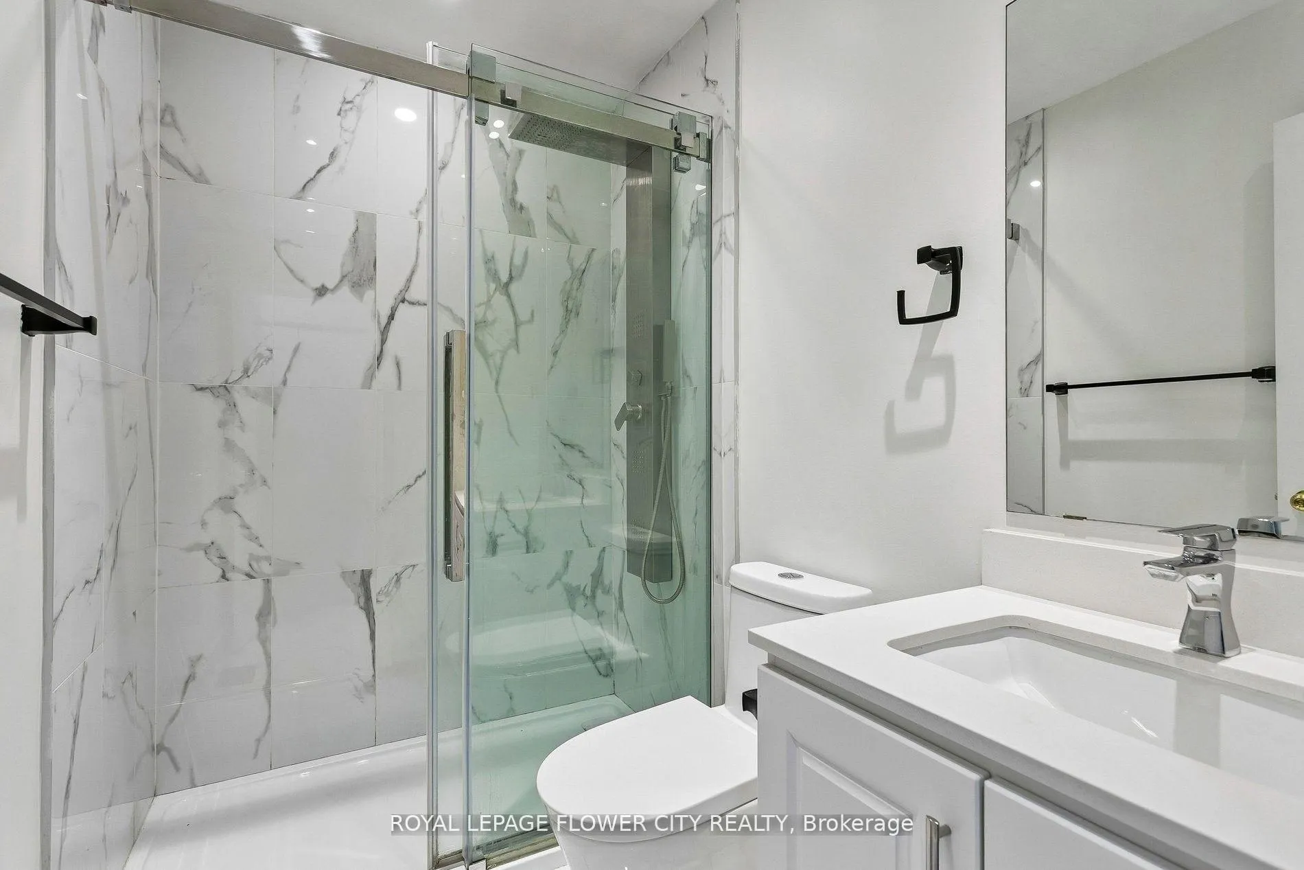Photo 20 of 99 Cordgrass Crescent, Brampton, Sandringham-Wellington — HOMEH