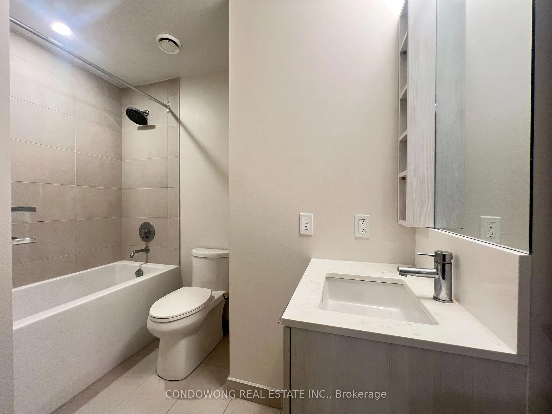 Photo 6 of Unit 2808, 7890 Jane Street, Vaughan, Vaughan Corporate Centre — HOMEH