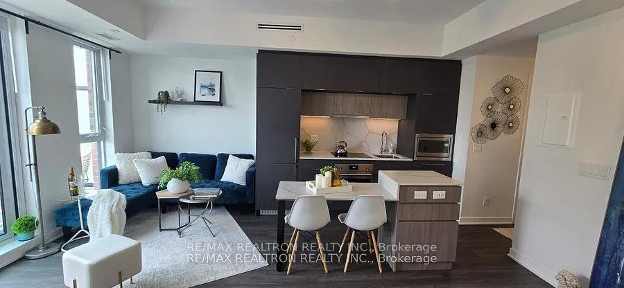 Photo 5 of Unit 1208, 185 Alberta Avenue, Toronto, Oakwood Village — HOMEH
