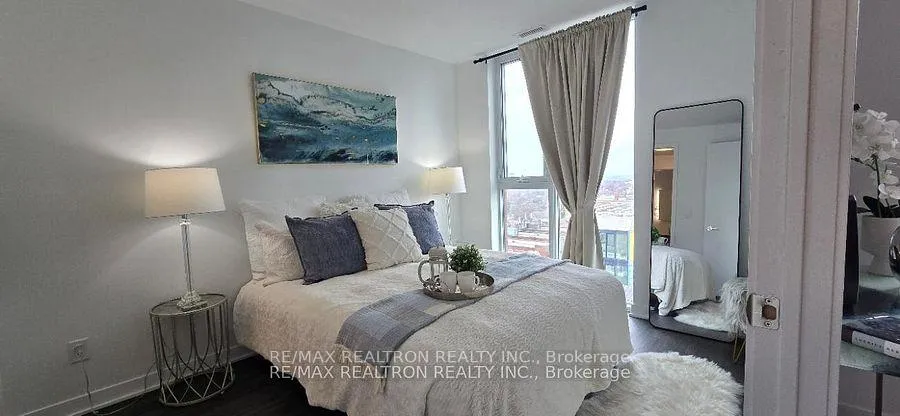 Photo 8 of Unit 1208, 185 Alberta Avenue, Toronto, Oakwood Village — HOMEH