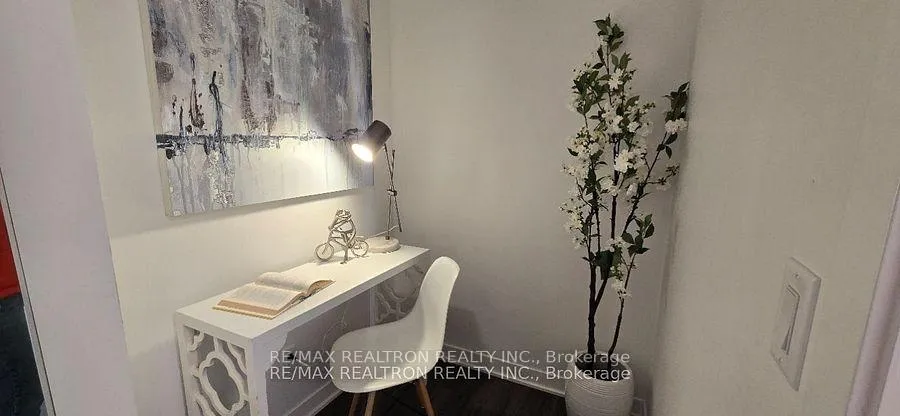 Photo 13 of Unit 1208, 185 Alberta Avenue, Toronto, Oakwood Village — HOMEH