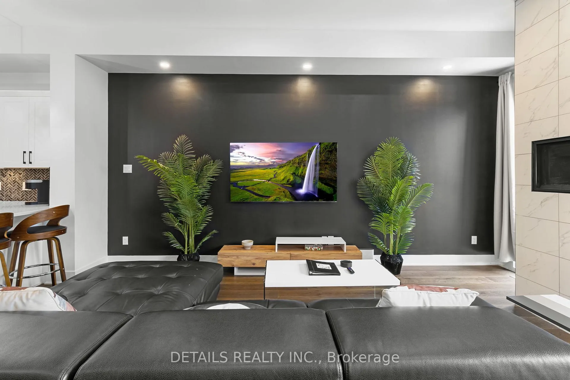 Photo 5 of 2691 Violet Street, Ottawa, Britannia — HOMEH